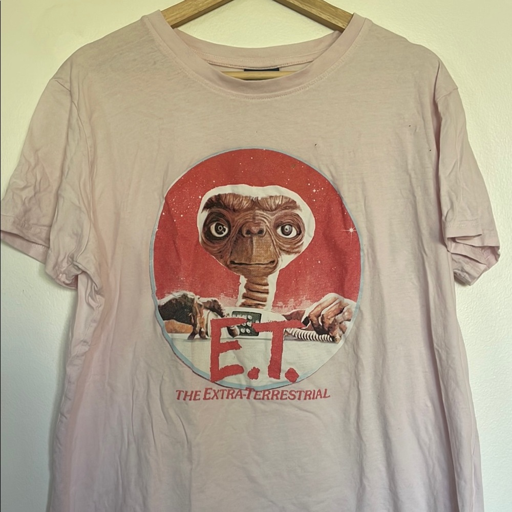 Pink E.T. The Extra-Terrestrial Graphic T-Shirt